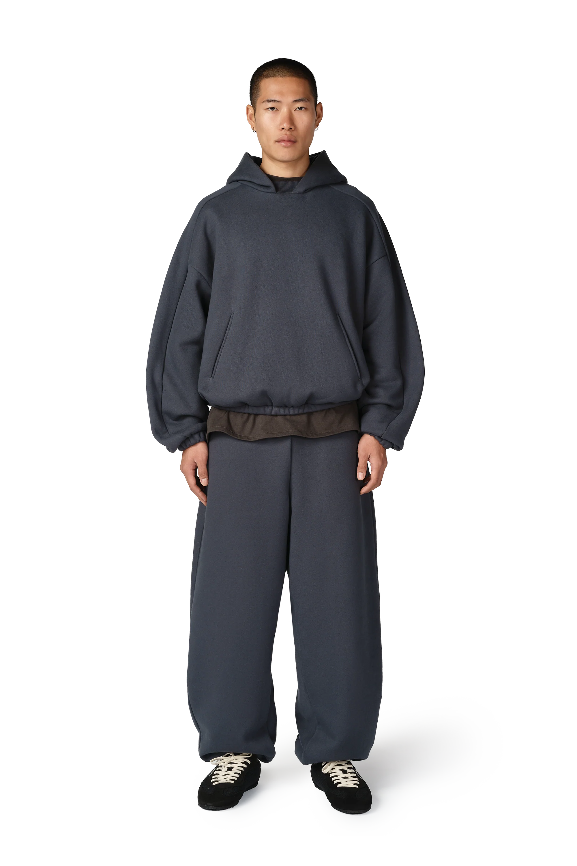 D7 Cuff Sweatpant in Shadow - Image 4