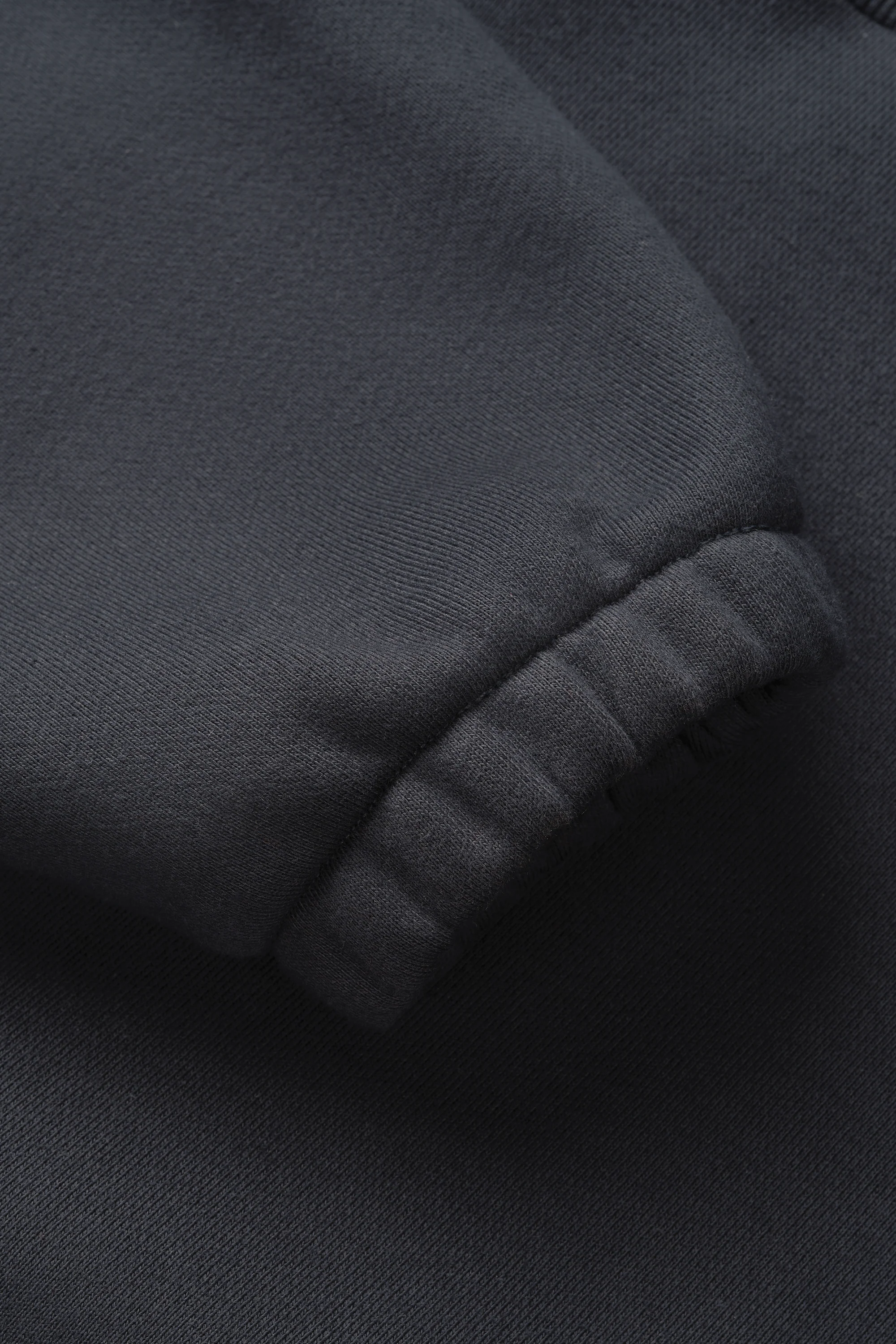 D7 Sweatshirt in Shadow - Image 7