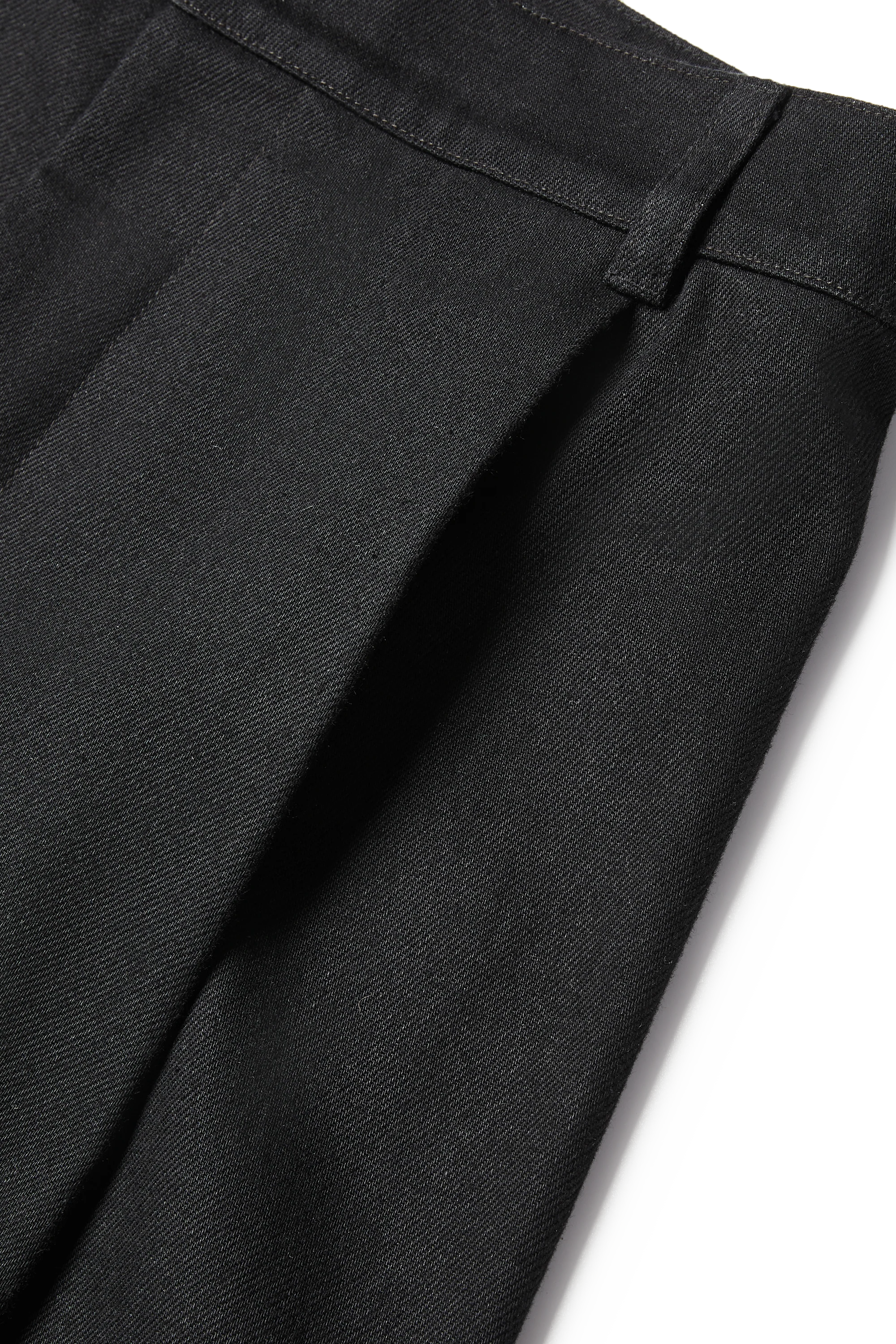 Denim 440 Bermuda Jeans in Night - Image 9